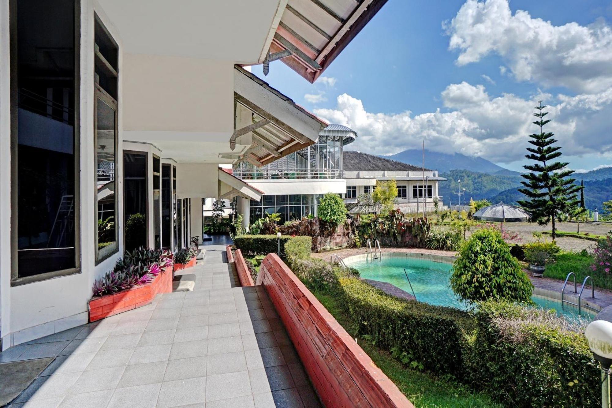 Oyo 90028 Hotel Victory Batu  Exteriör bild