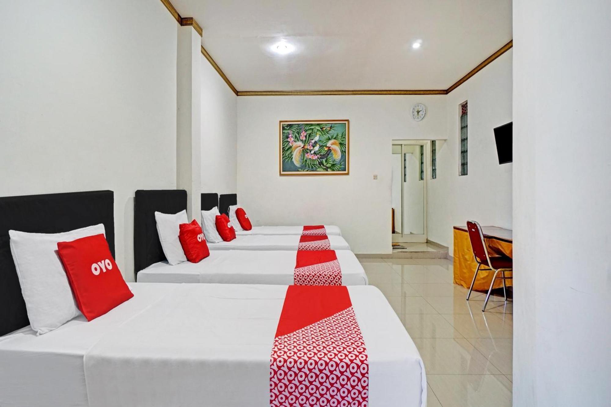 Oyo 90028 Hotel Victory Batu  Exteriör bild