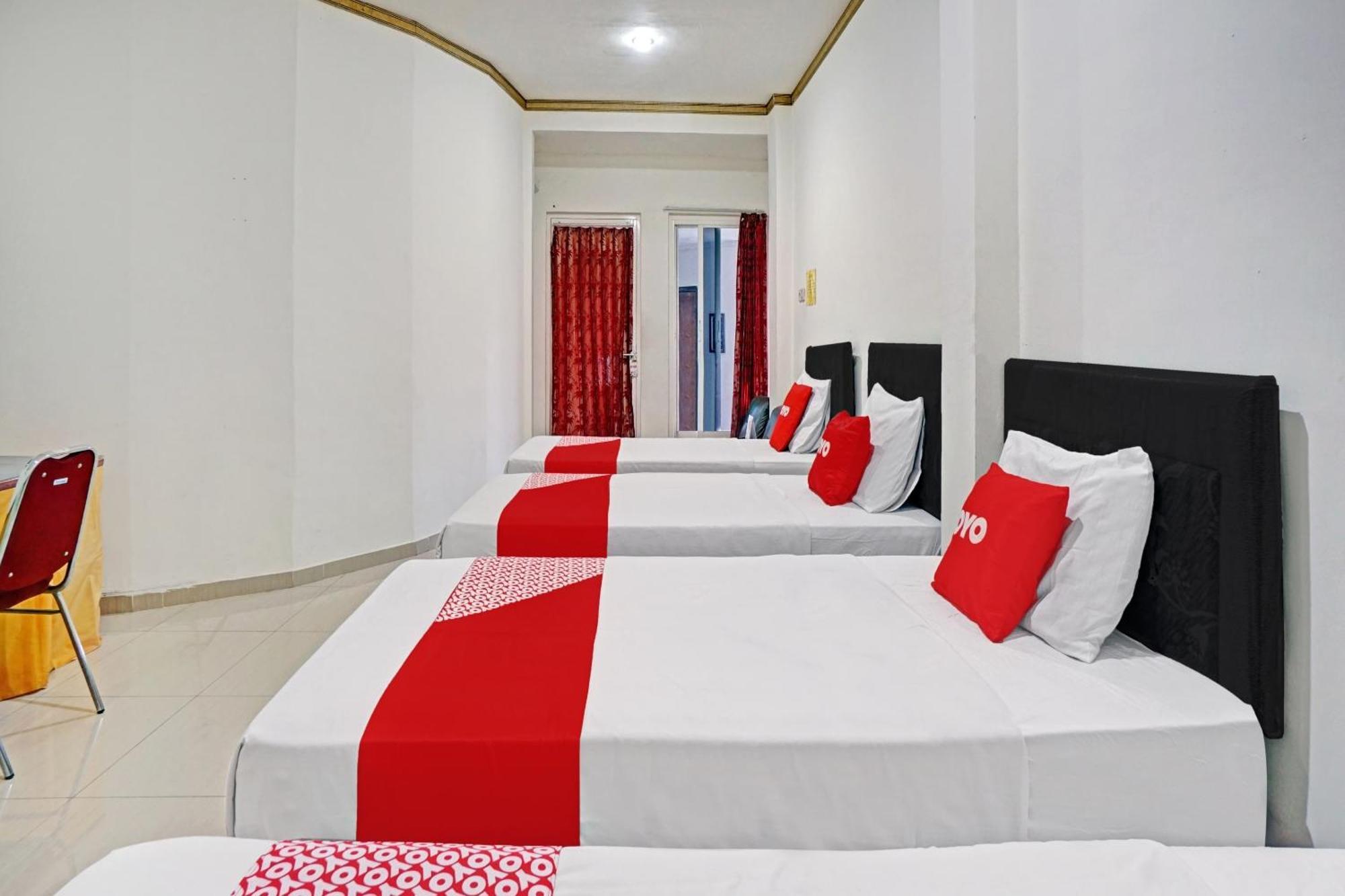 Oyo 90028 Hotel Victory Batu  Exteriör bild